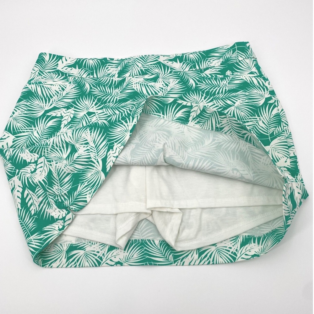 Croft & Barrow Effortless Stretch Skort‎ Womens 14 Green White Palm Tennis Beach - Picture 3 of 7